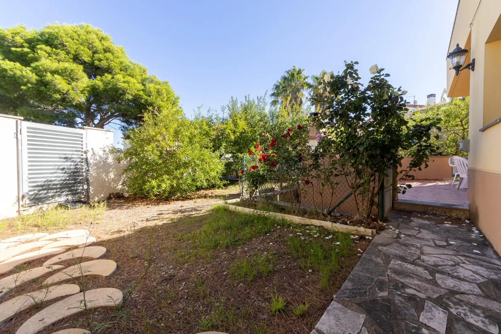 Jardí de Casa o xalet en venda en Mont-roig del Camp amb Calefacció, Jardí privat i Terrassa