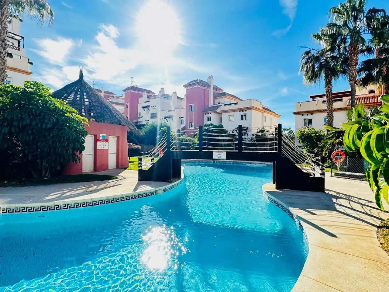 Exterior view of Flat for sale in Vélez-Málaga  with Air Conditioner, Heating and Storage room