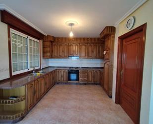 Kitchen of House or chalet for sale in Muíños