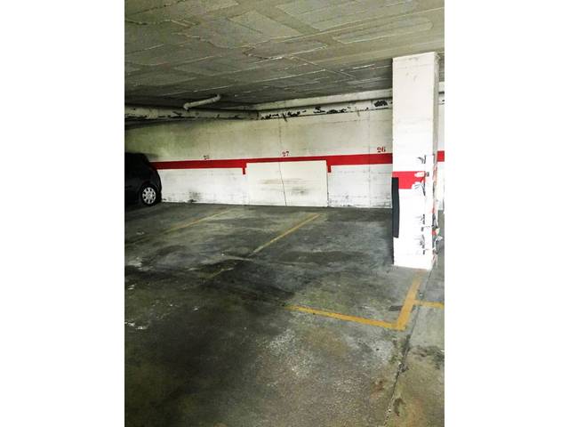 Garaje en Venta en Les Clotes