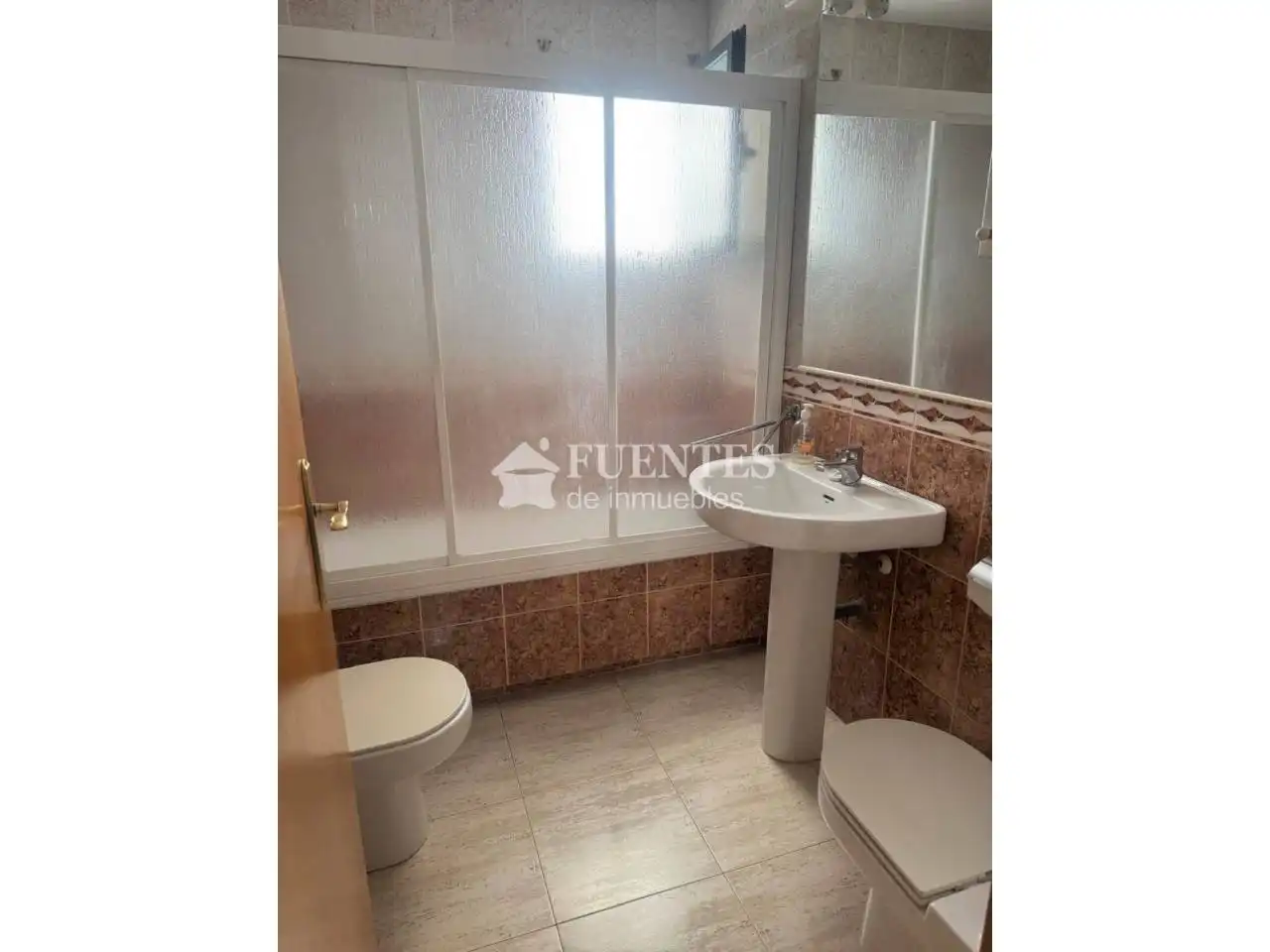 Habitación de Piso de alquiler en Alicante / Alacant con Amueblado y Balcón
