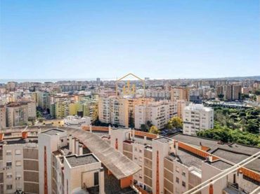 Pis amb ascensor en venda a Bailén - Miraflores