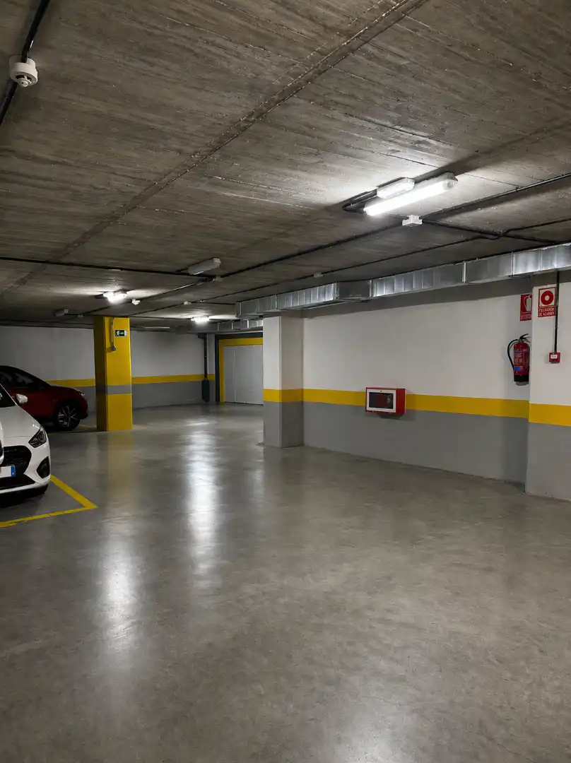 Parking of Garage for rent in Madrid