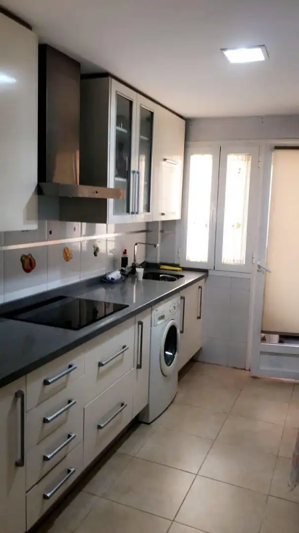 Cuina de Pis en venda en Puertollano amb Aire condicionat, Calefacció i Terrassa