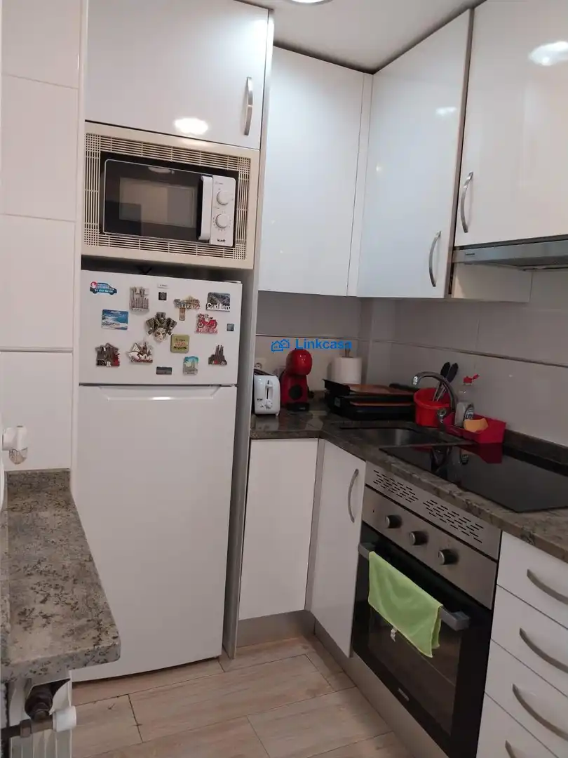 Cocina de Piso en venta en Madrid con Calefacción, Terraza y Balcón