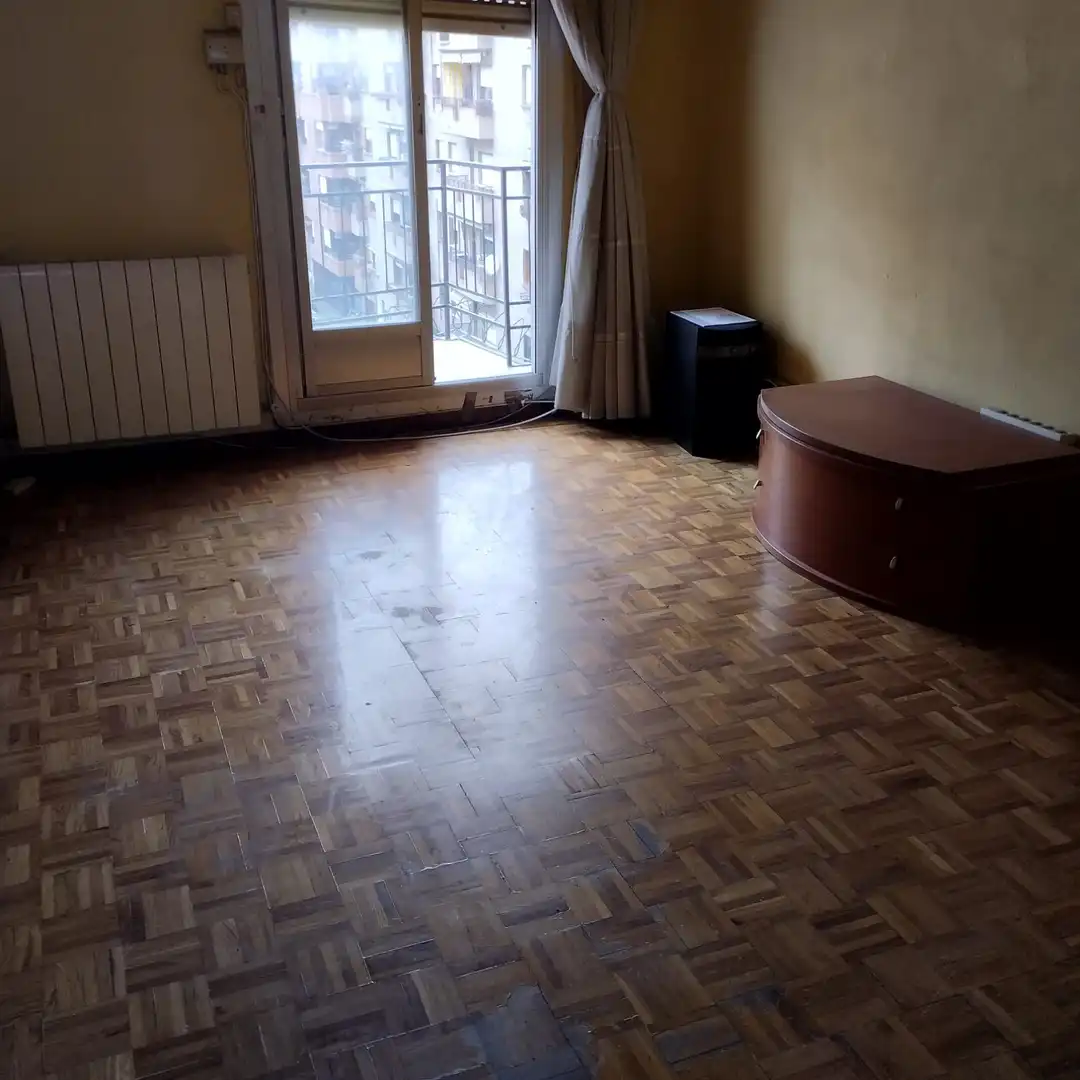 Wohnzimmer von Wohnung zum Verkauf in  Logroño mit Heizung, Terrasse und Balkon