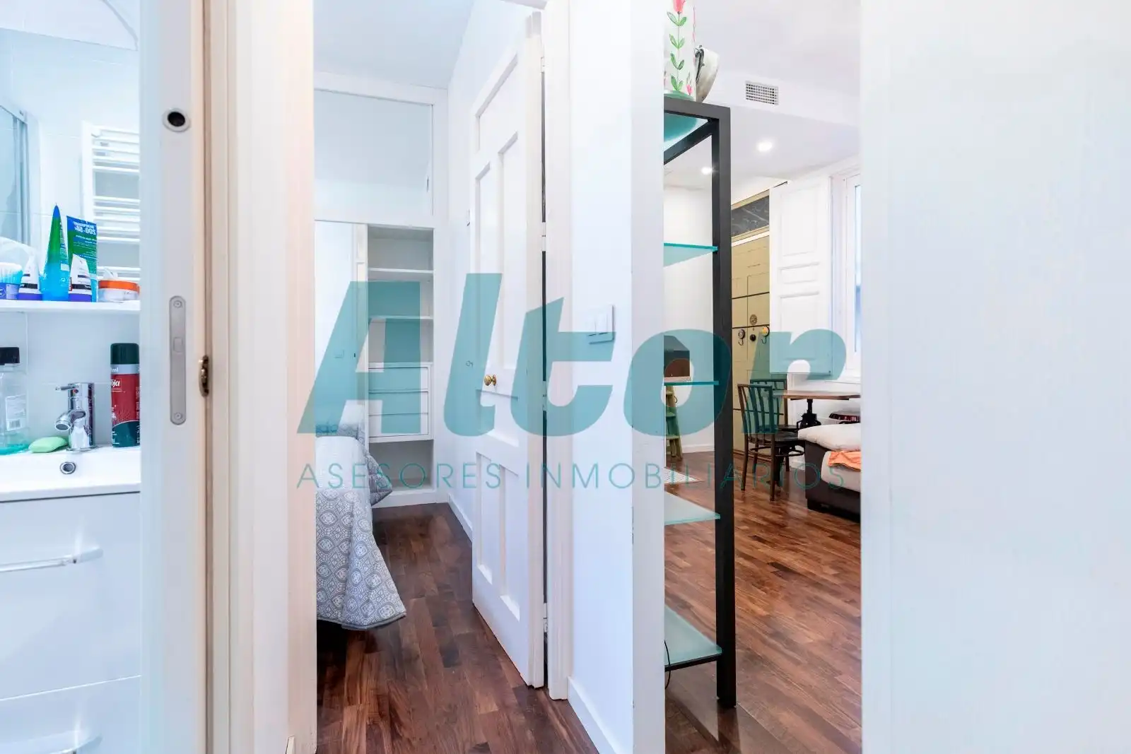 Piso en venta en DEL PRADO, Cortes - Huertas