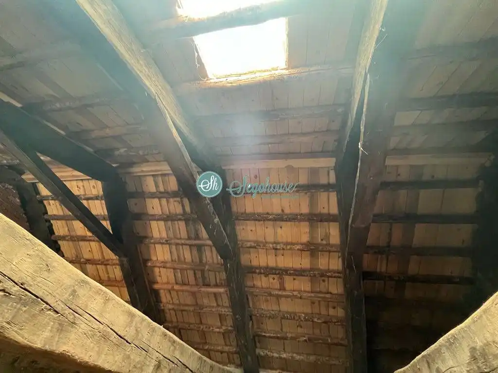 Fabrikhallen zur Miete in Segovia