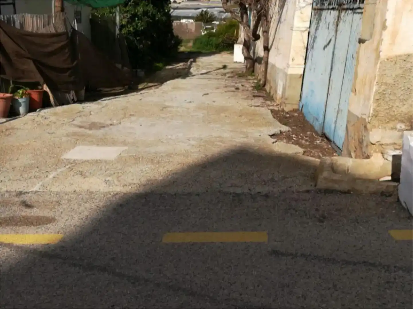 Außenansicht von Fabrikhallen zur Miete in Torrox