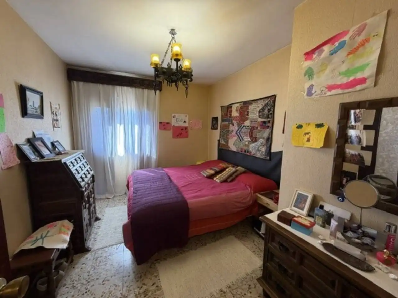 Dormitori de Casa o xalet en venda en Rascafría amb Jardí privat, Terrassa i Moblat
