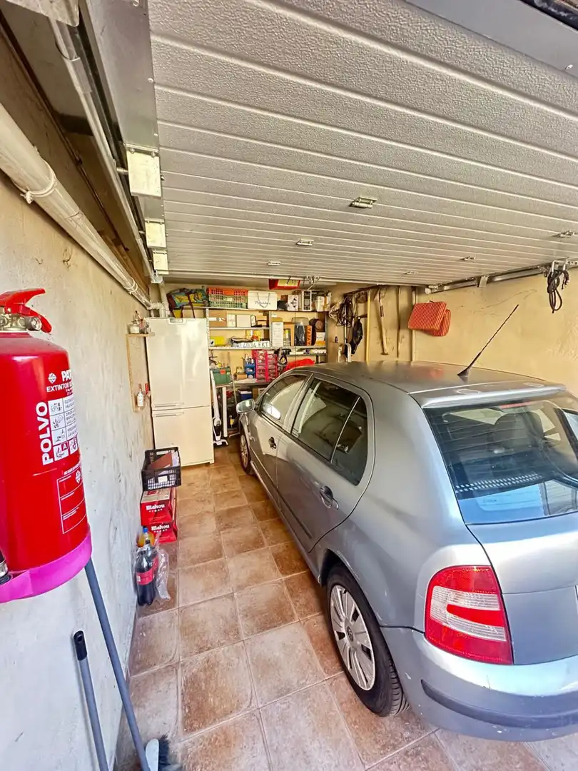 Parking of Houses for sale in Salamanca  with Air Conditioner, Heating and Terrace