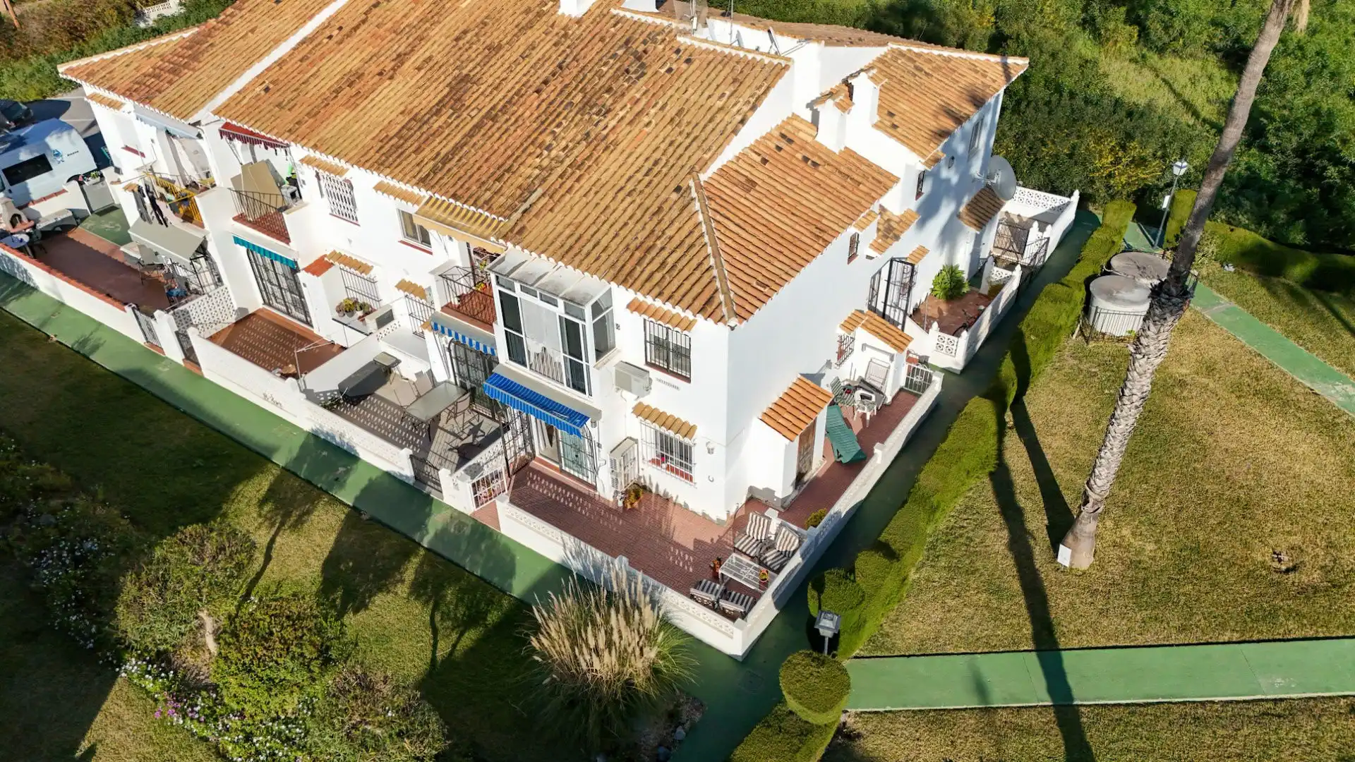 Exterior view of Houses for sale in Torrevieja  with Terrace and Furnished