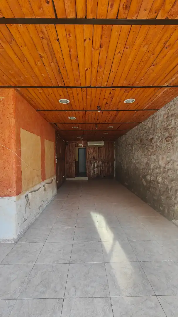 Commercial properties for rent in Manresa