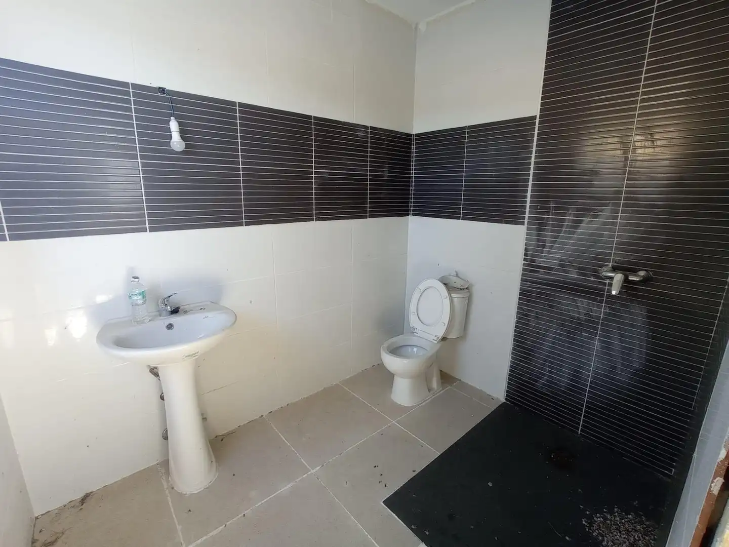 Bathroom of Houses for sale in Chiclana de la Frontera  with Private garden, Terrace and Storage room