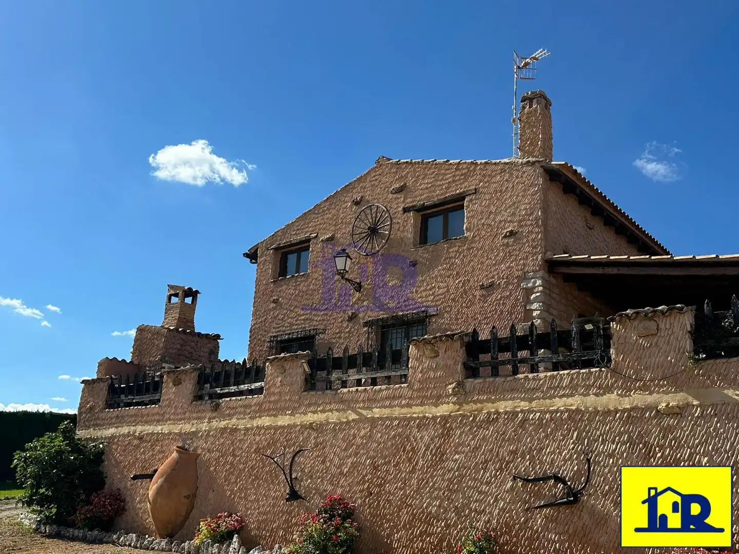 Exterior view of Houses for sale in Villar de Olalla  with Heating, Terrace and Storage room