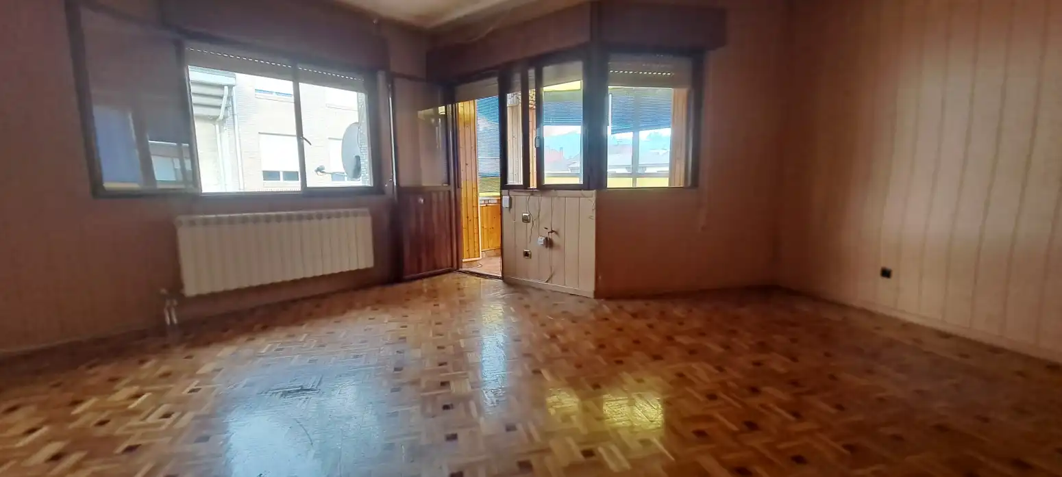 Bedroom of Flat for sale in Llanera  with Heating, Parquet flooring and Terrace