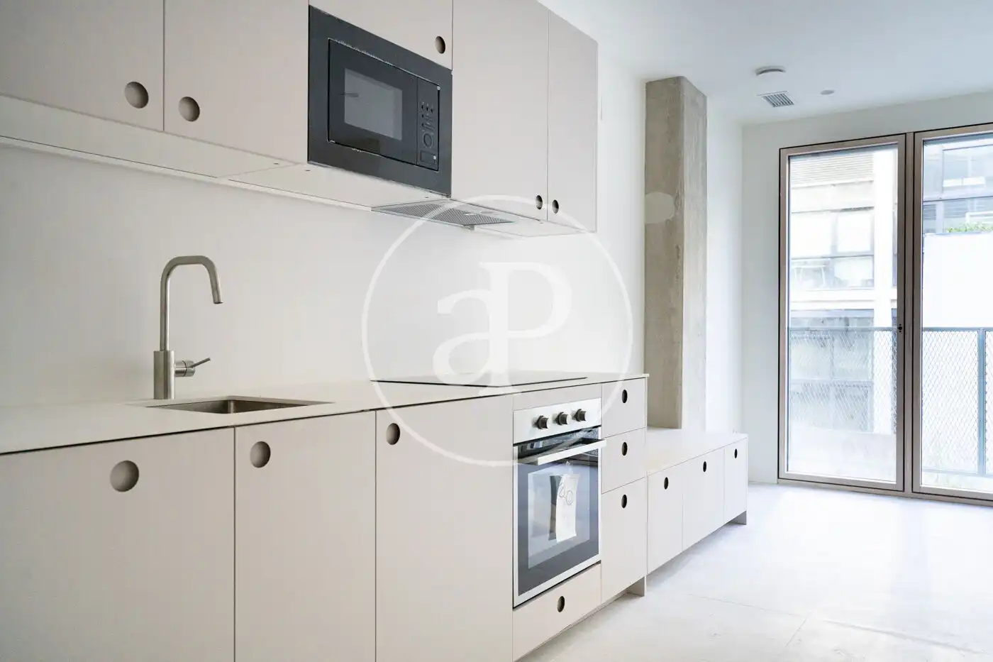 Kitchen of Flat for rent in Madrid  with Air Conditioner, Heating and Private garden