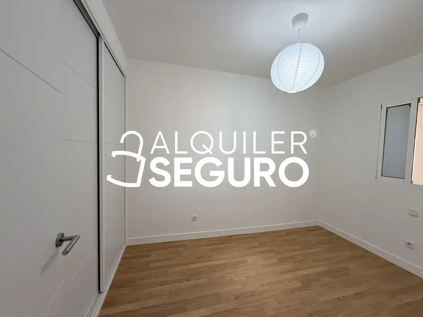 Piso con ascensor en alquiler en De Monteleón, imagen 5