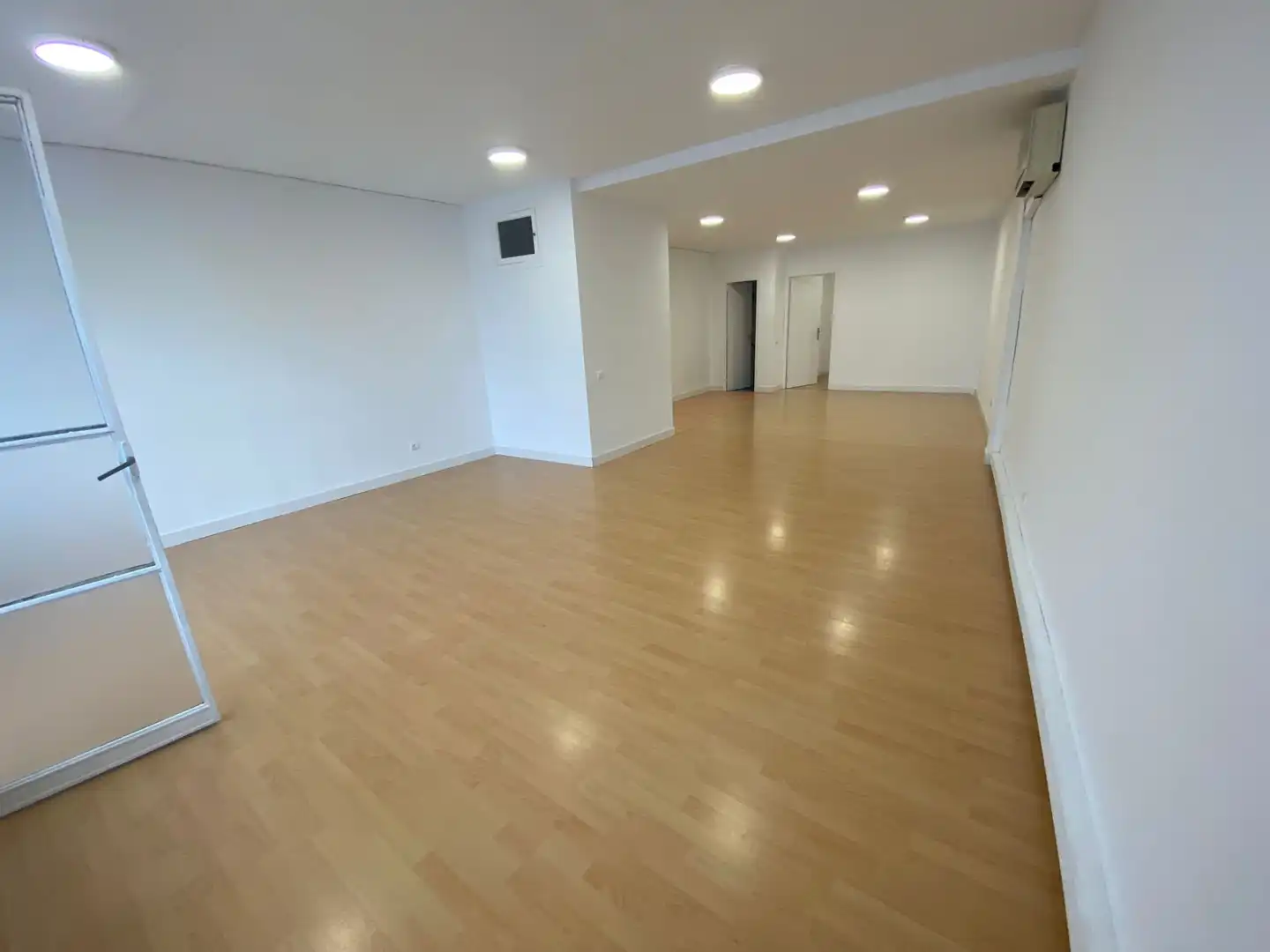 Oficina amb terrassa de lloguer a Carrer Anselm Clavé, imagen 5