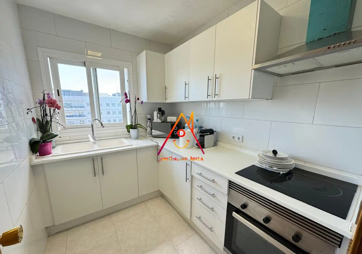 Kitchen of Flat for rent in Eivissa  with Terrace, Furnished and Oven