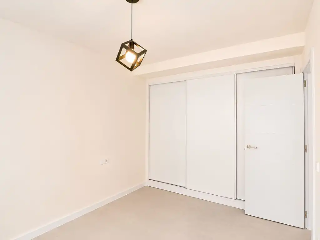 Bedroom of Flat for sale in Fuengirola  with Air Conditioner, Terrace and Swimming Pool