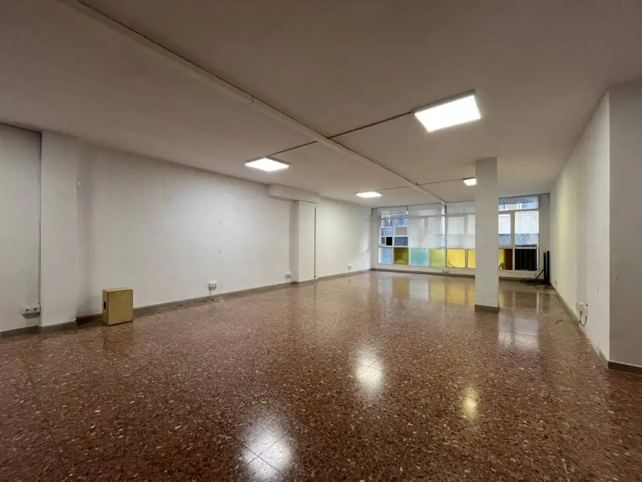 Oficina de alquiler en Calle Onze de Setembre, 11, Collblanc