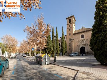 Apartamento con balcón en venta en 28 Calle Acera de San Ildefonso #28 3B