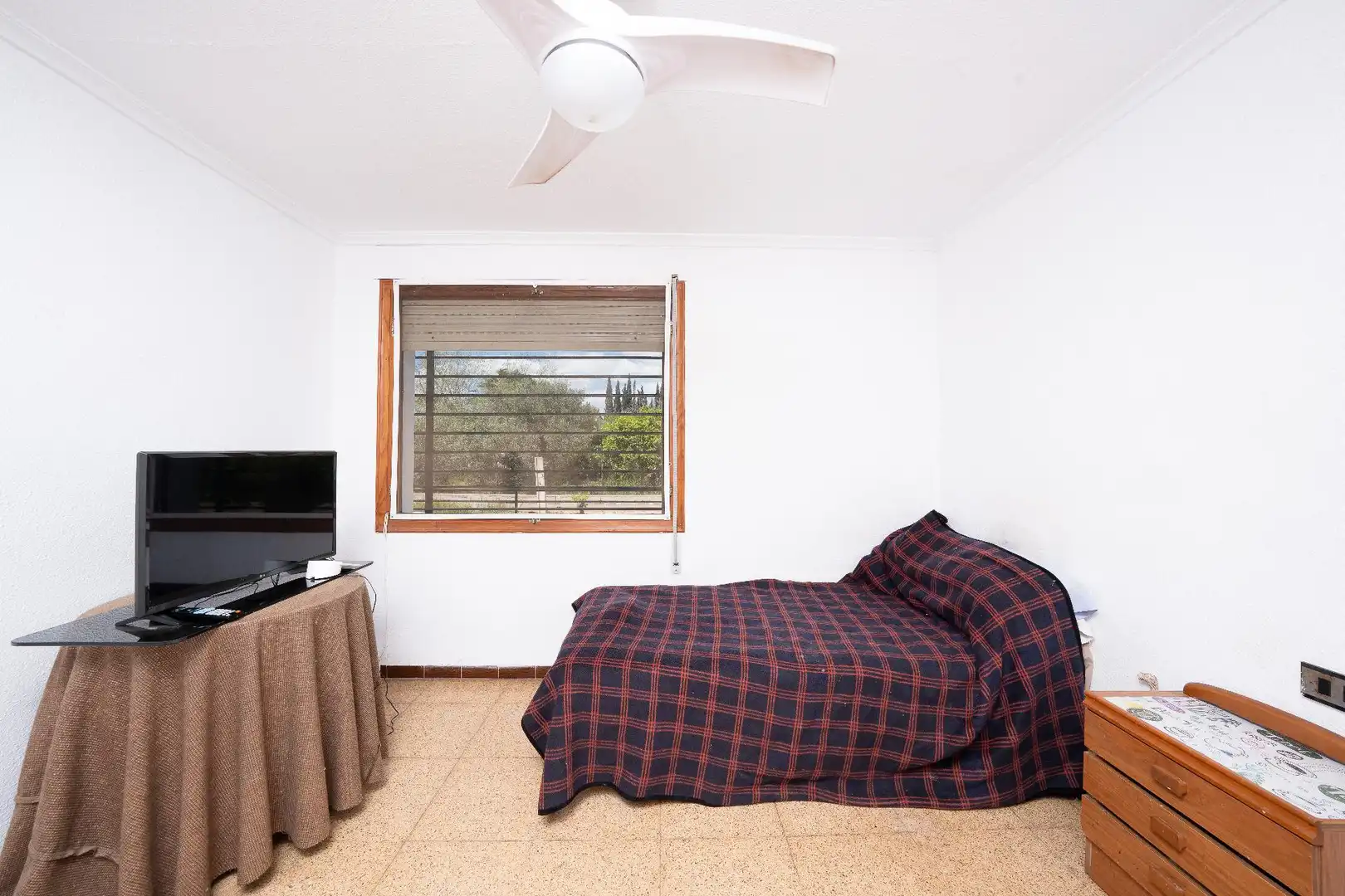Dormitori de Casa o xalet en venda en Elche / Elx amb Jardí privat, Terrassa i Piscina