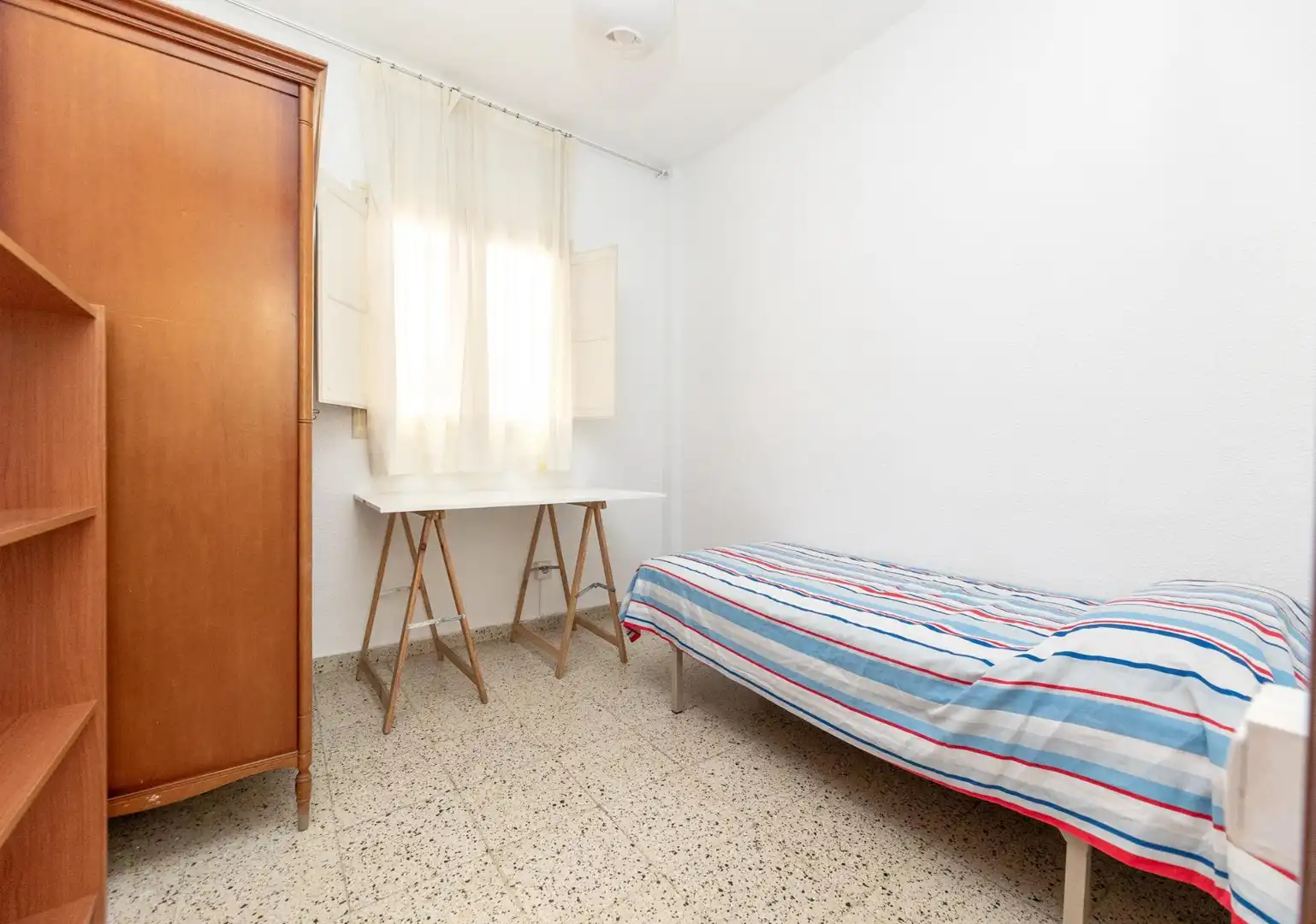 Habitación de Piso en venta en Granada