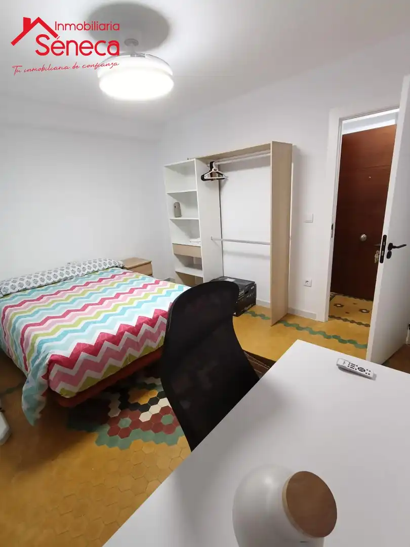 Bedroom of Flat for sale in Córdoba  with Air Conditioner, Heating and Furnished