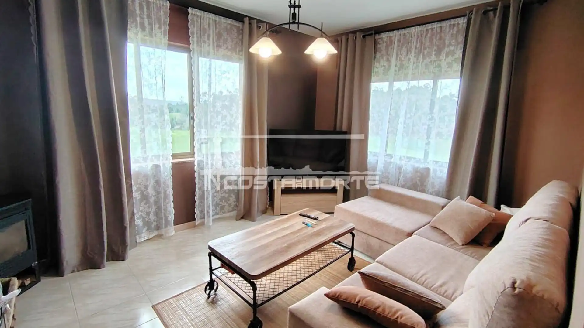 Sala de estar de Casa o chalet en venta en Muxía con Calefacción, Jardín privado y Trastero