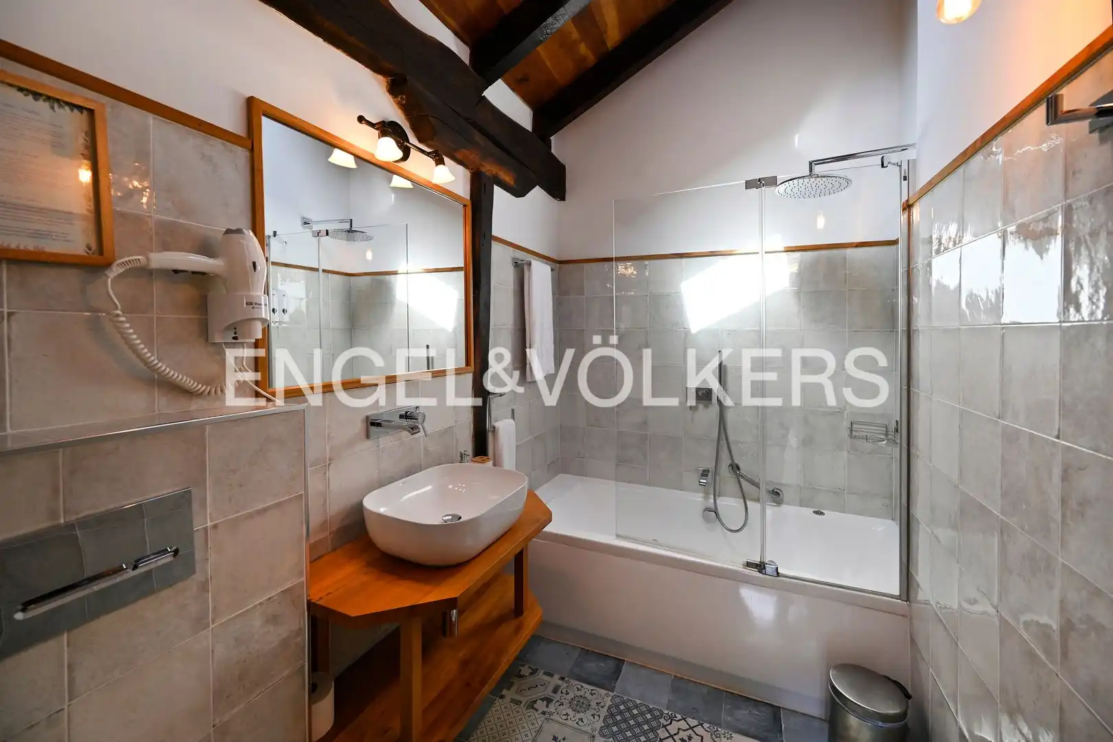 Baño de Casa o chalet en venta en Miengo con Calefacción y Jardín privado