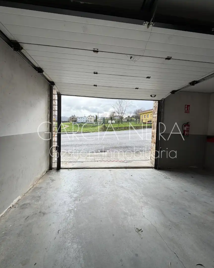 Piso en venta en Navia con Calefacción, Parquet y Amueblado