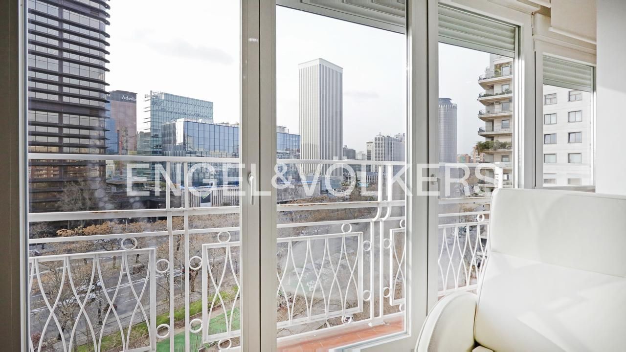 Terraza de Piso de alquiler en  Madrid Capital con Aire acondicionado, Calefacción y Amueblado