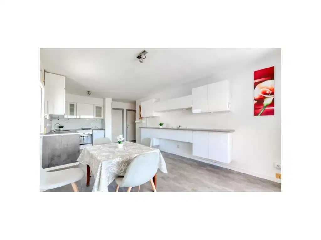 Piso con ascensor en venta en Calle De Merce Rodoreda 1, imagen 6