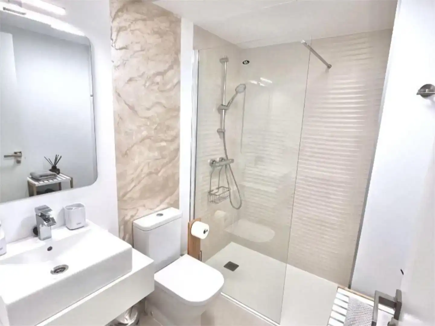 Baño de Piso de alquiler en Playa Bahía Dorada