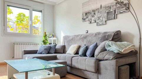 Foto 4 de Piso en venta en Av. de la Isabela Braganza, Los Hueros, Villalbilla