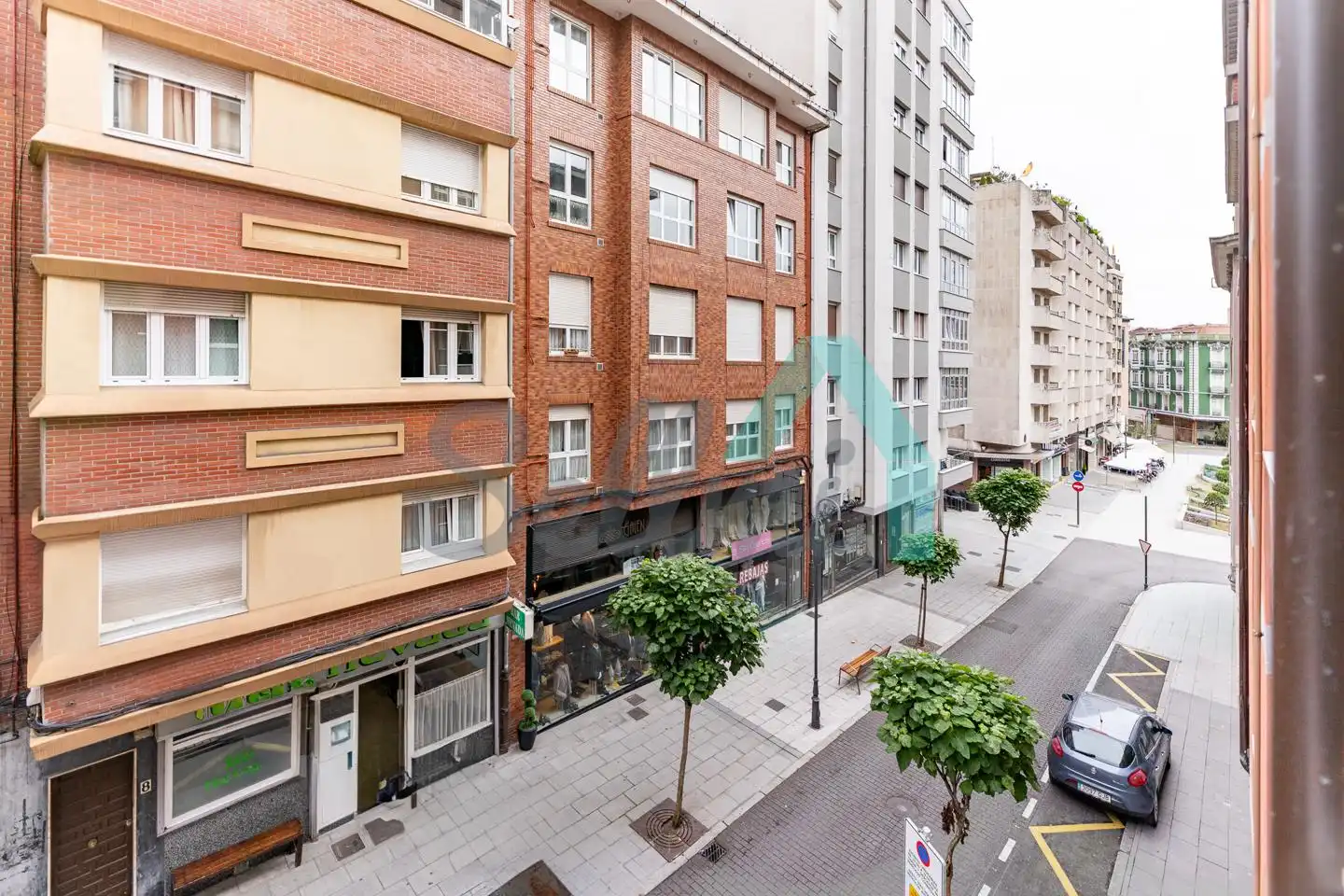 Exterior view of Flat for rent in Avilés  with Terrace and Furnished