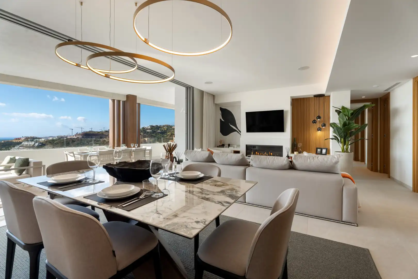 Dining room of Apartments for sale in Benahavís  with Air Conditioner, Terrace and Storage room