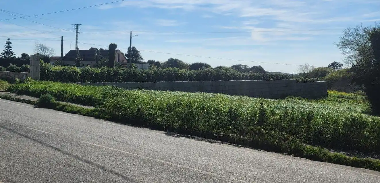 Terrenos y solares en venta en LG VILAR