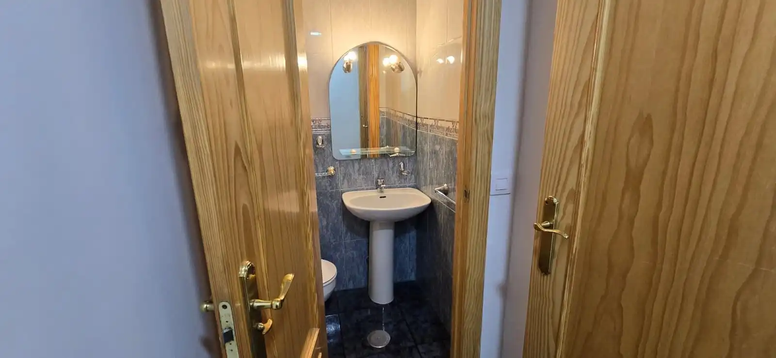 Badezimmer von Wohnung zur Miete in Puertollano mit Klimaanlage, Terrasse und Möbliert