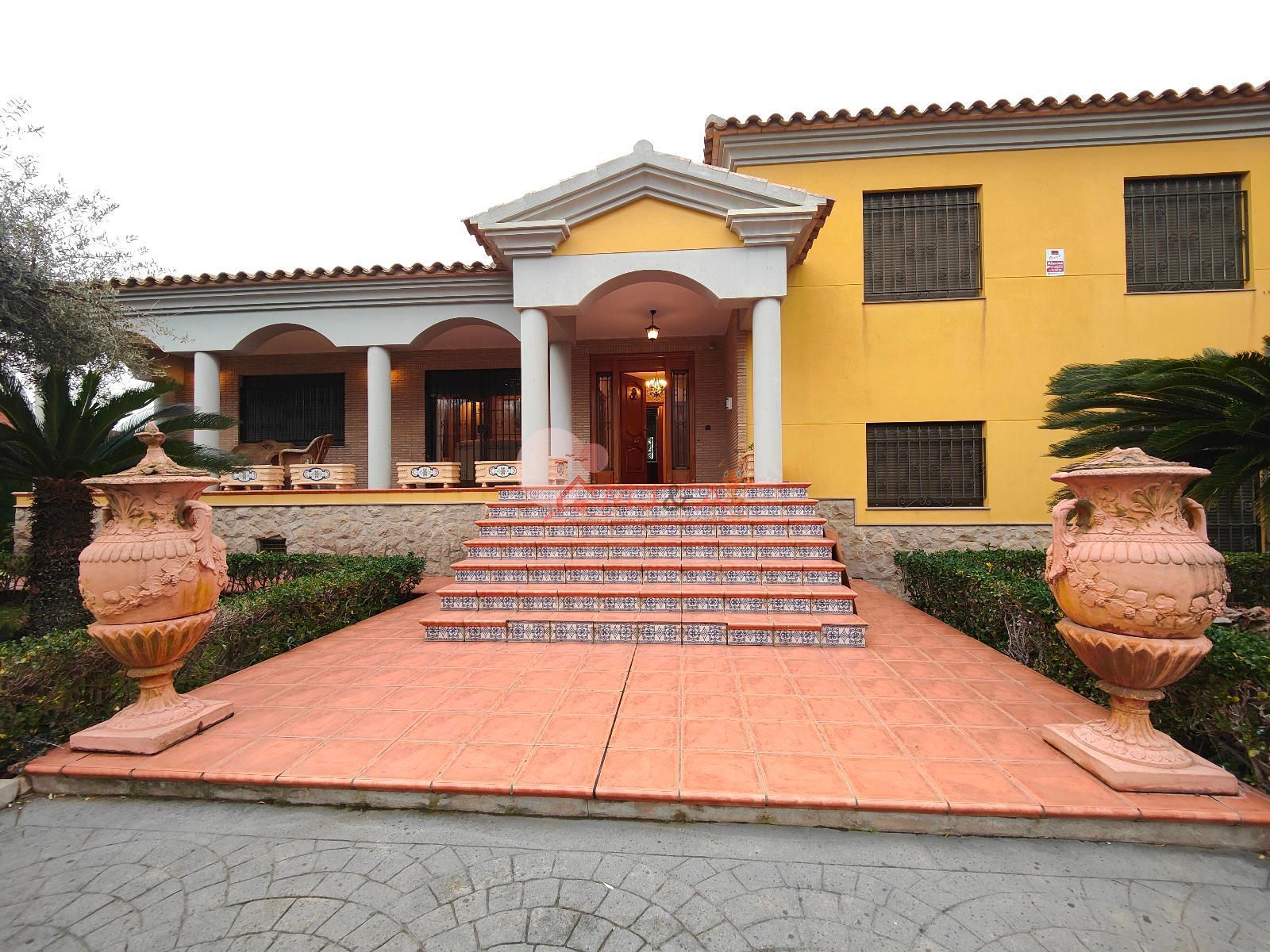 Exterior view of House or chalet for sale in Burriana / Borriana  with Air Conditioner, Heating and Private garden