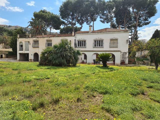 Casa-chalet en Venta en Vistahermosa