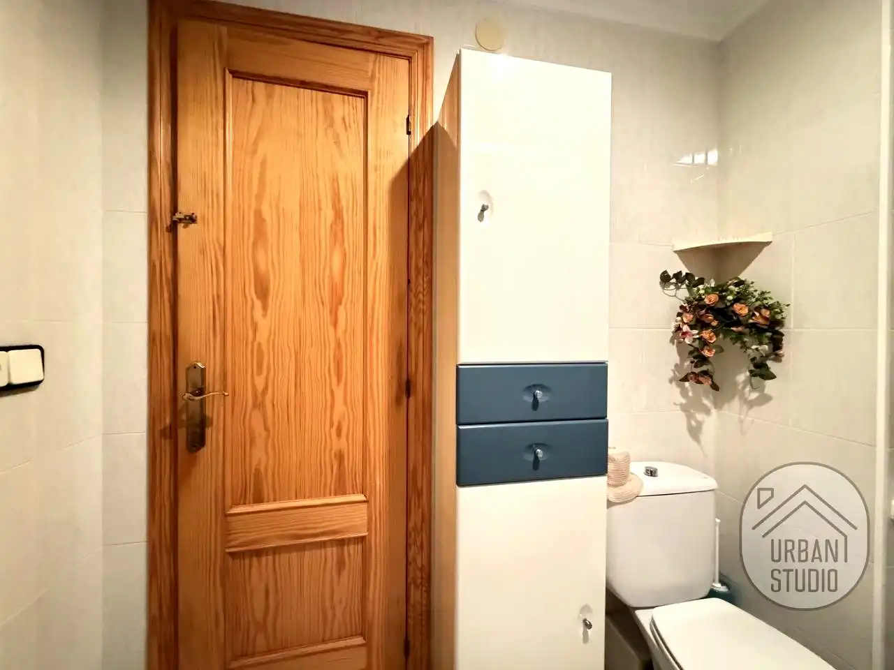 Bathroom of Flat for sale in Alicante / Alacant  with Air Conditioner, Furnished and Balcony