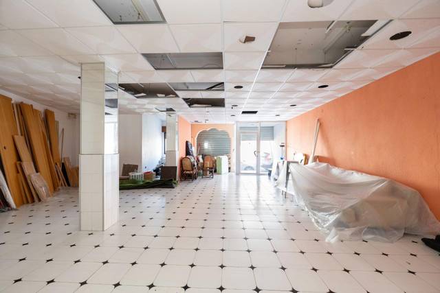 Local comercial en Venta en Gójar