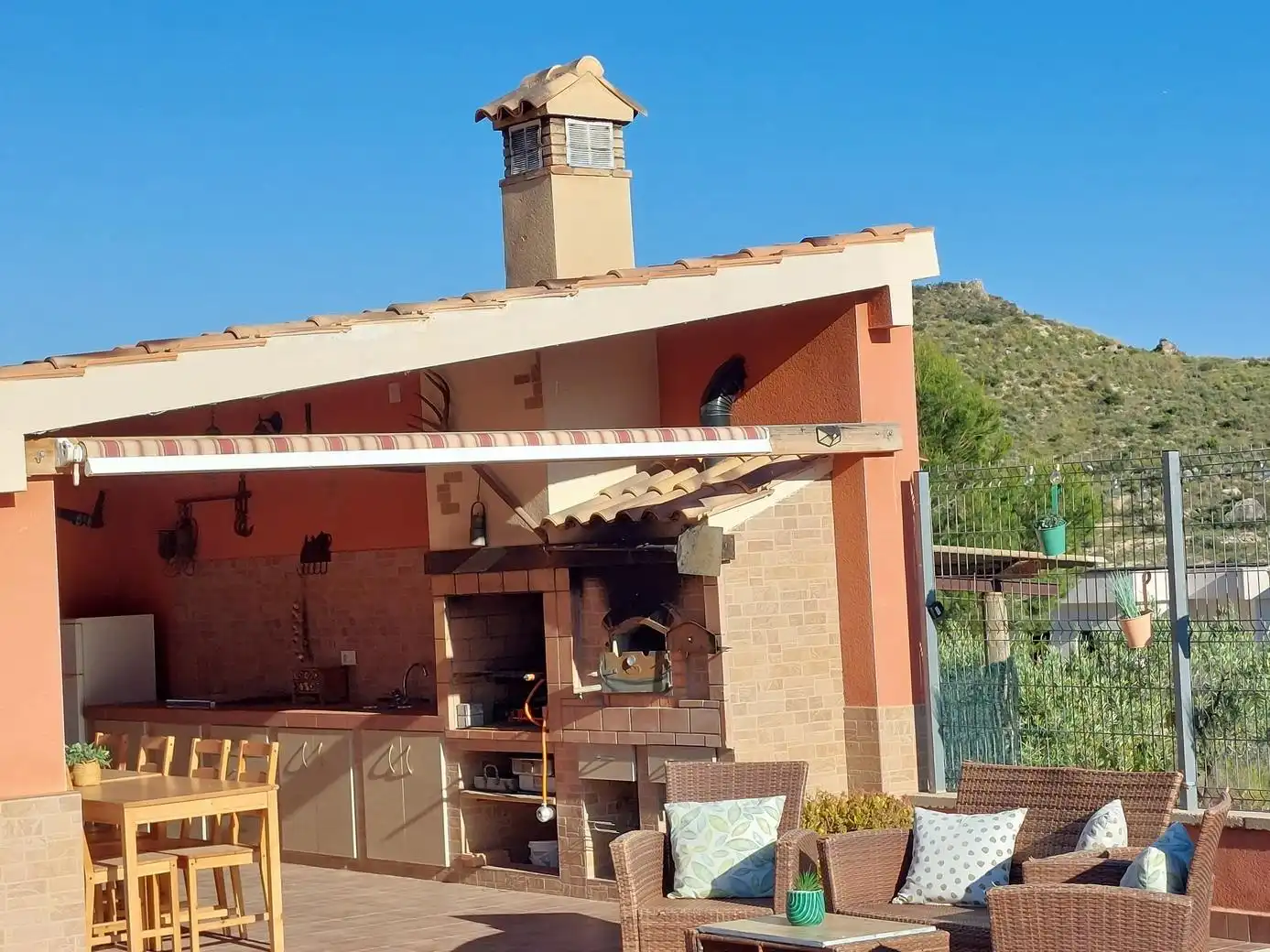Terrassa de Casa o xalet en venda en Aigües amb Calefacció, Jardí privat i Terrassa