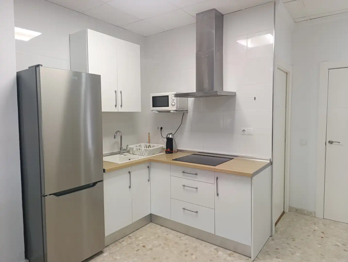 Cocina de Apartamento de alquiler en Málaga con Aire acondicionado, Amueblado y Horno