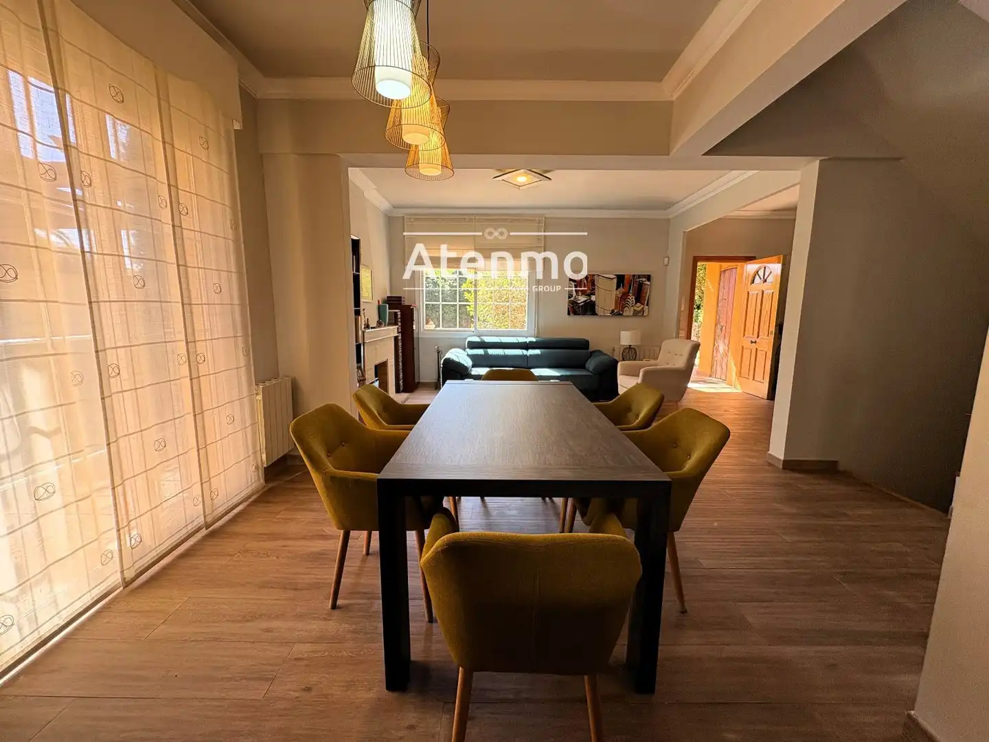 Comedor de Casa o chalet en venta en Barcelona con Aire acondicionado, Calefacción y Jardín privado