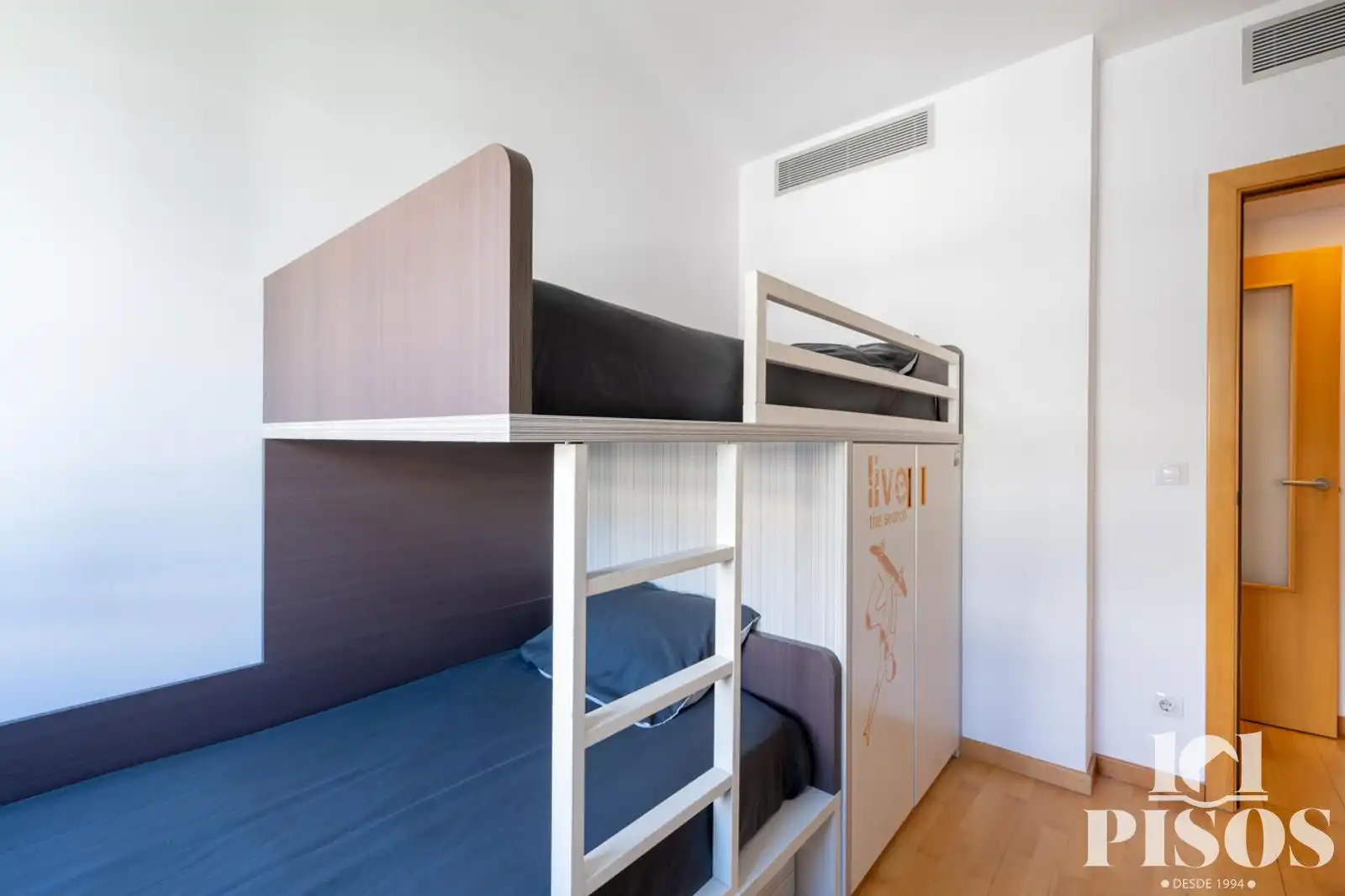 Penthouse with pool for sale in Ramon Mas, imagen 28