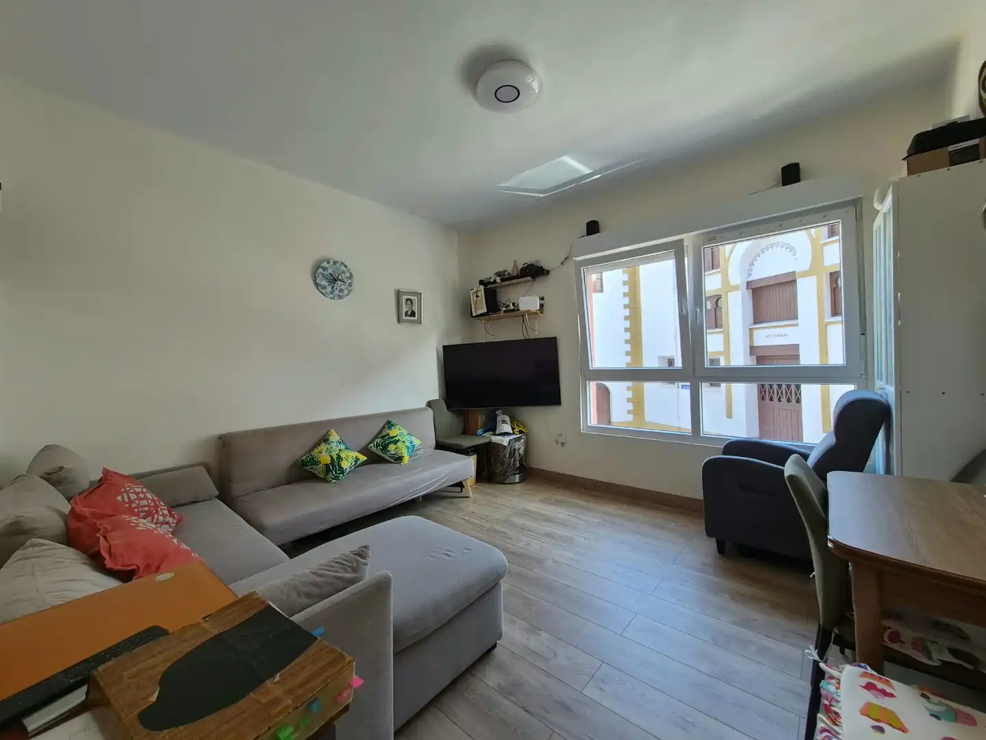Living room of Flat for sale in Santander  with Furnished